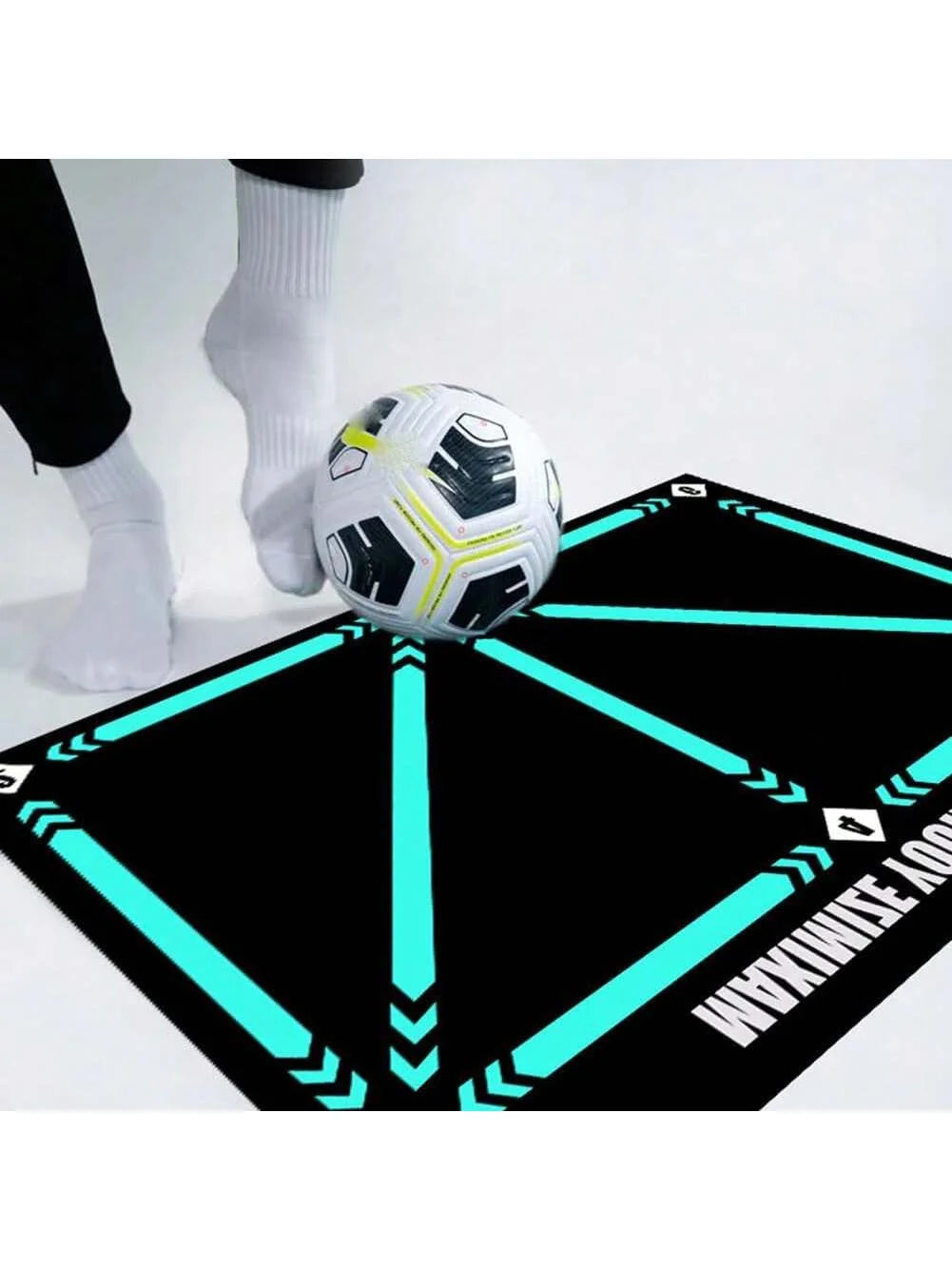 Soccer ball control training mat|