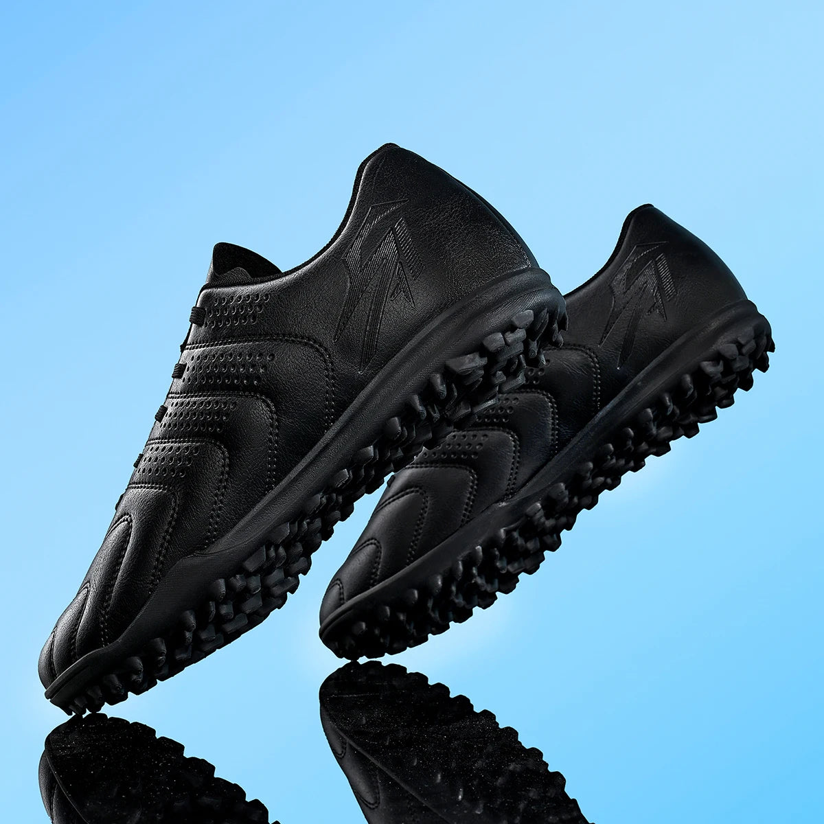High quality low cut Turf shoe
